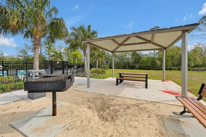 Image No.30-4 Bed Property for sale