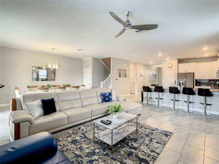 Image No.25-9 Bed Property for sale