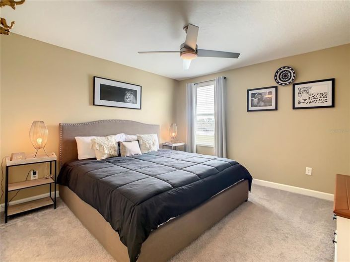 Image No.32-9 Bed Property for sale