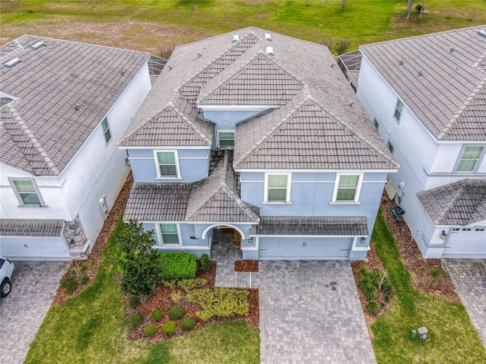 Image No.4-9 Bed Property for sale