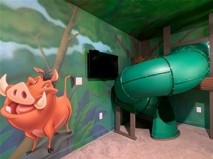 Image No.51-9 Bed Property for sale