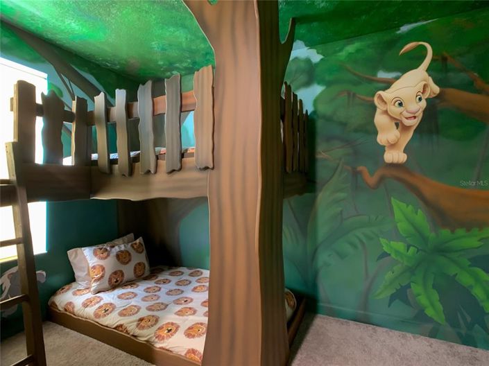 Image No.52-9 Bed Property for sale