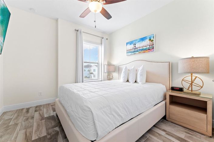 Image No.20-4 Bed Townhouse for sale