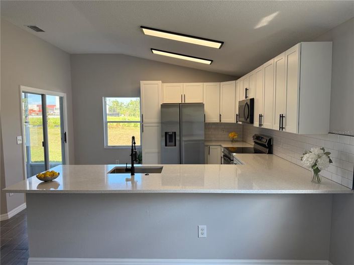 Image No.20-3 Bed Property for sale