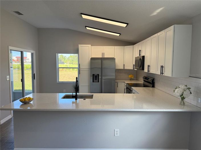 Image No.22-3 Bed Property for sale