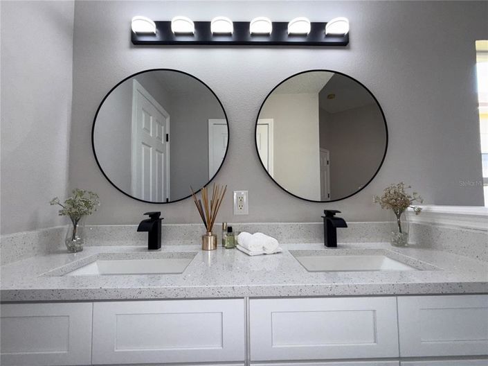 Image No.35-3 Bed Property for sale