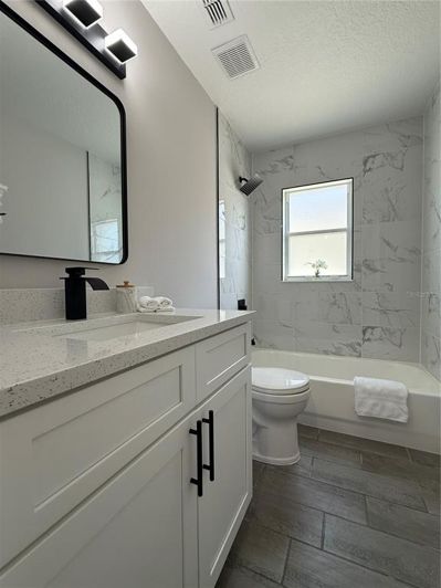 Image No.7-3 Bed Property for sale