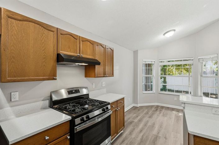 Image No.16-3 Bed Property for sale