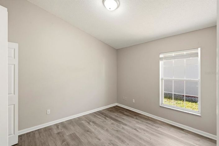 Image No.22-3 Bed Property for sale