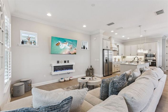 Image No.11-3 Bed Property for sale