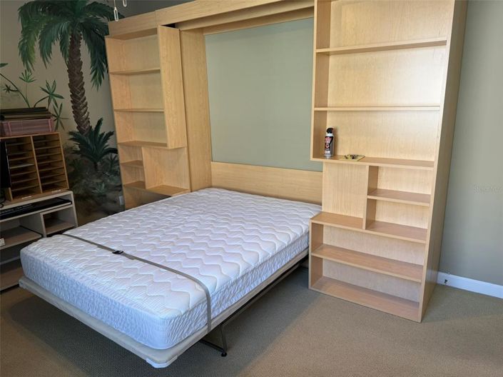 Image No.22-5 Bed Property for sale