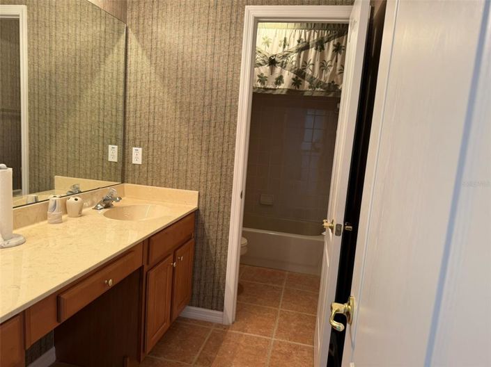 Image No.33-5 Bed Property for sale