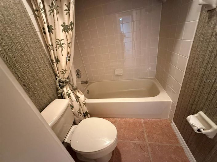 Image No.34-5 Bed Property for sale