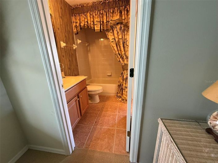 Image No.37-5 Bed Property for sale