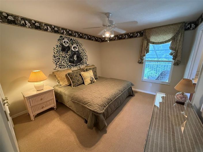 Image No.38-5 Bed Property for sale