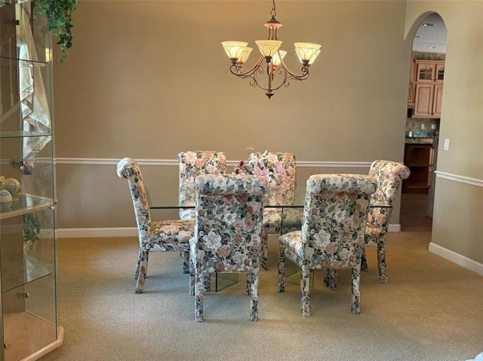 Image No.6-5 Bed Property for sale