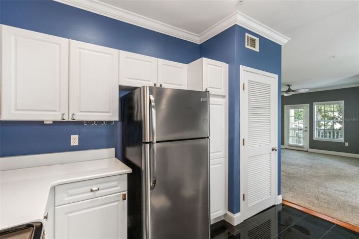 Image No.14-2 Bed Property for sale