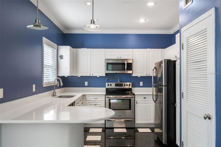 Image No.15-2 Bed Property for sale