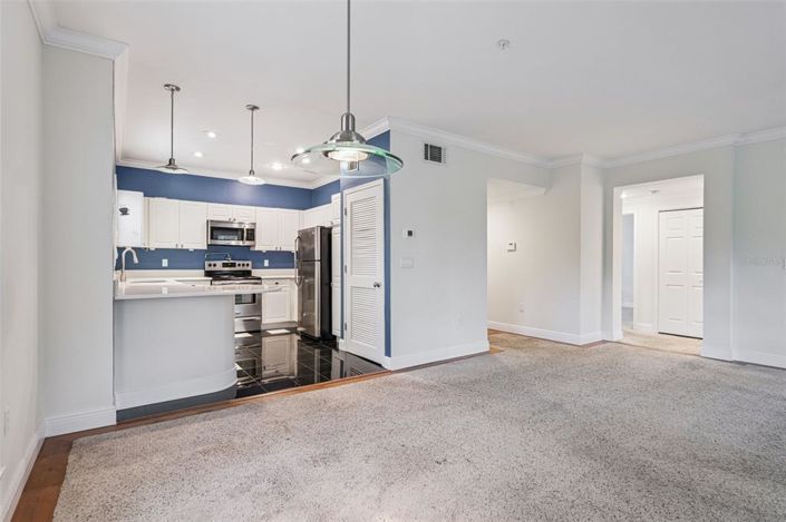 Image No.20-2 Bed Property for sale