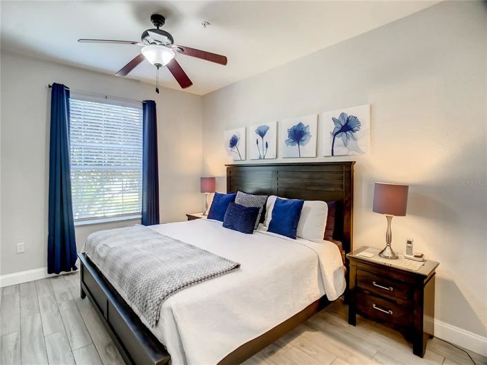 Image No.21-3 Bed Property for sale