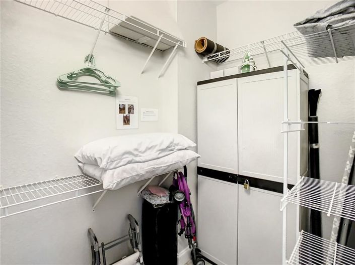 Image No.23-3 Bed Property for sale