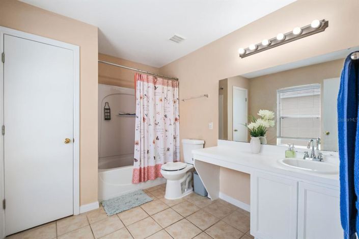 Image No.19-4 Bed Property for sale