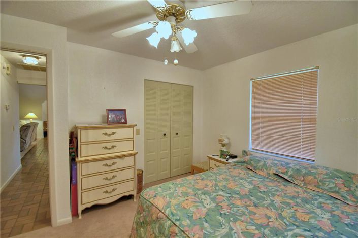 Image No.17-2 Bed Property for sale