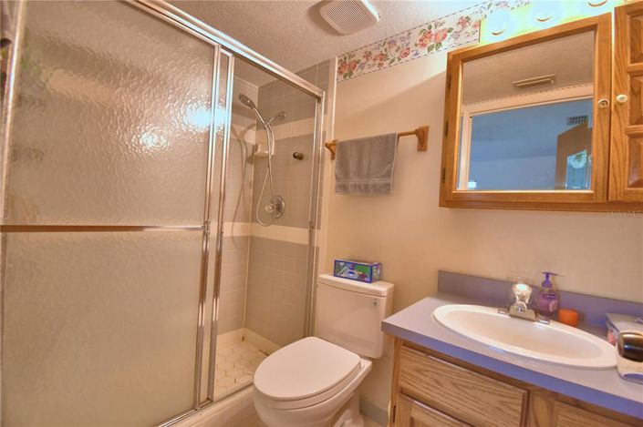 Image No.25-2 Bed Property for sale