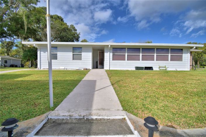 Image No.27-2 Bed Property for sale