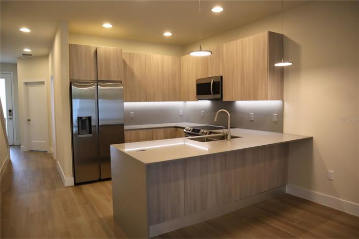 Image No.5-3 Bed Townhouse for sale