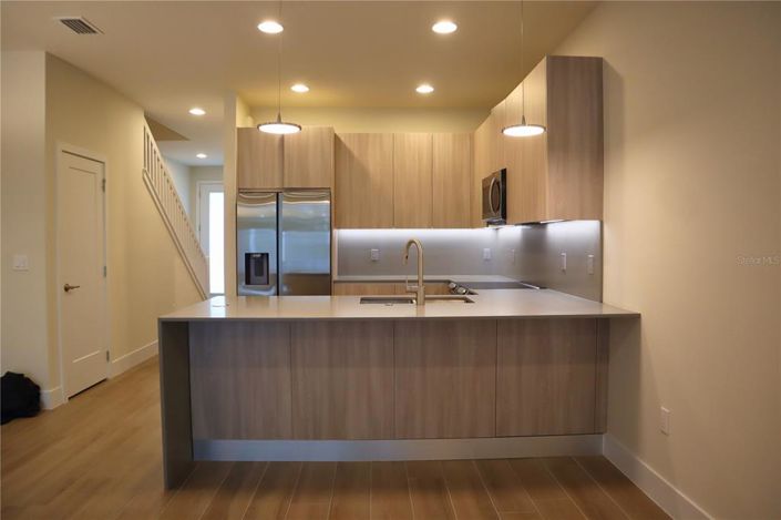 Image No.6-3 Bed Townhouse for sale