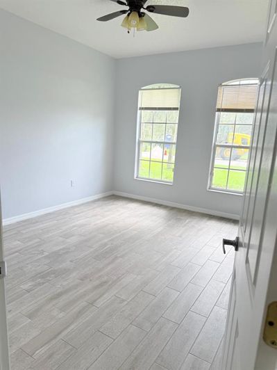 Image No.13-3 Bed Property for sale