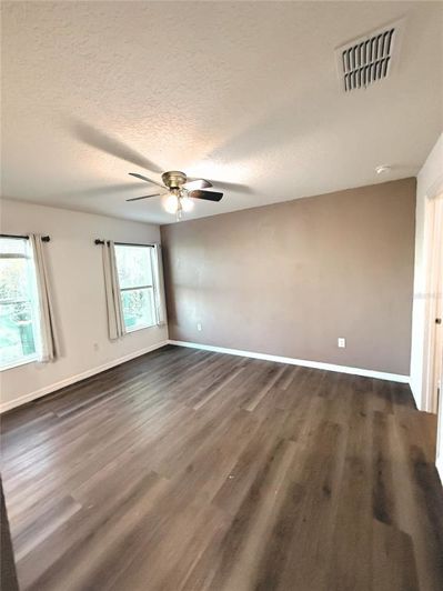 Image No.16-4 Bed Property for sale