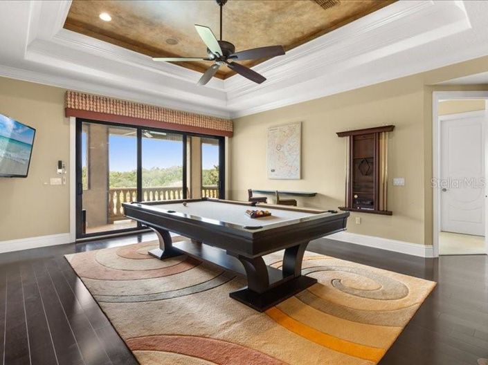 Image No.40-6 Bed Property for sale