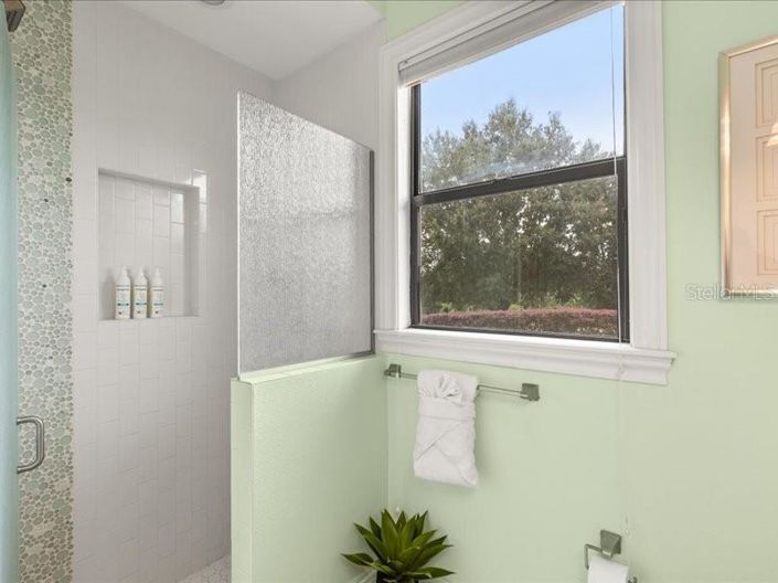 Image No.51-6 Bed Property for sale