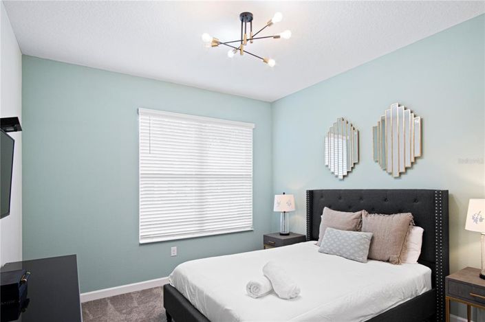 Image No.35-5 Bed Property for sale