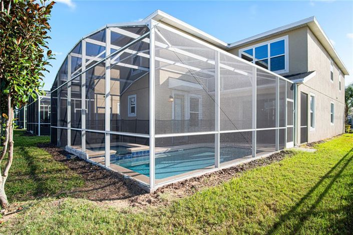 Image No.37-5 Bed Property for sale