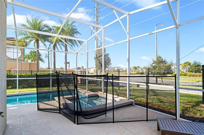 Image No.43-5 Bed Property for sale