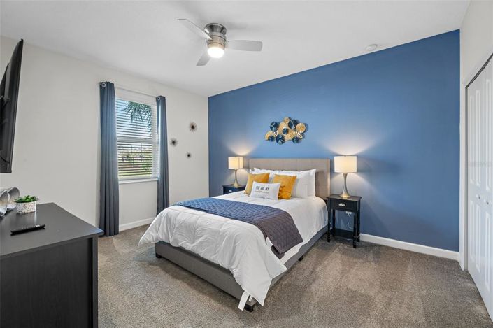 Image No.11-7 Bed Property for sale