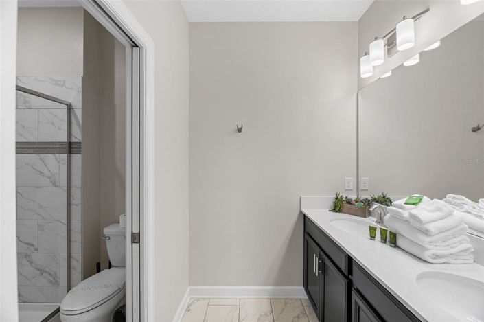 Image No.13-7 Bed Property for sale