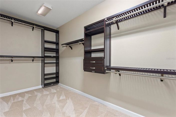 Image No.26-4 Bed Property for sale