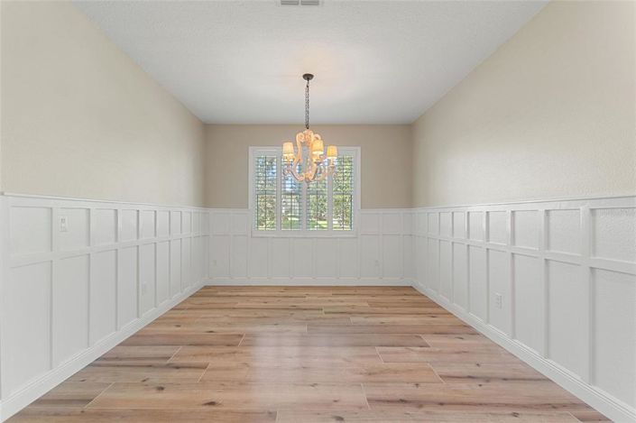 Image No.8-4 Bed Property for sale