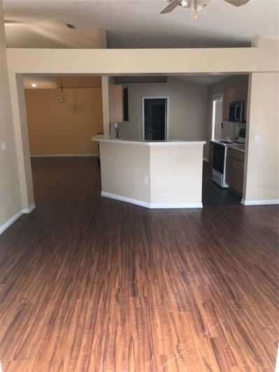 Image No.20-4 Bed Property for sale