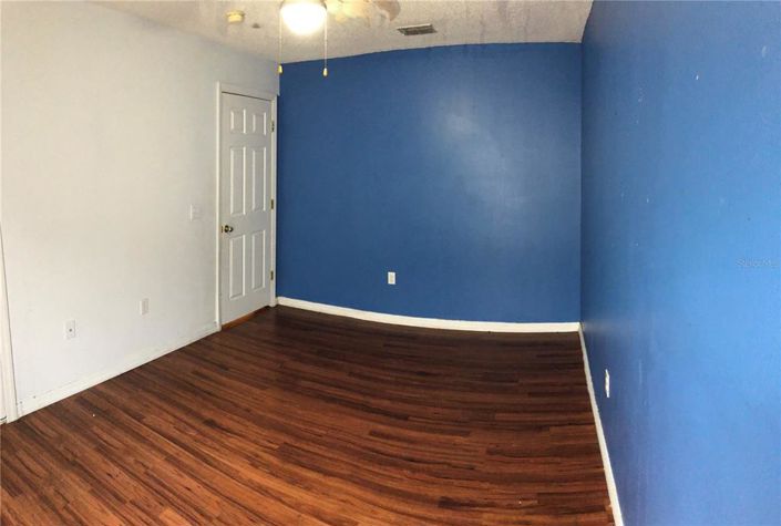 Image No.44-4 Bed Property for sale