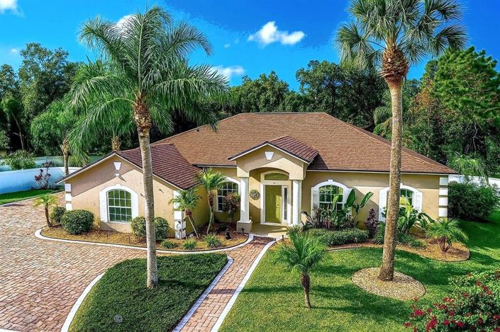 Image No.1-3 Bed Property for sale