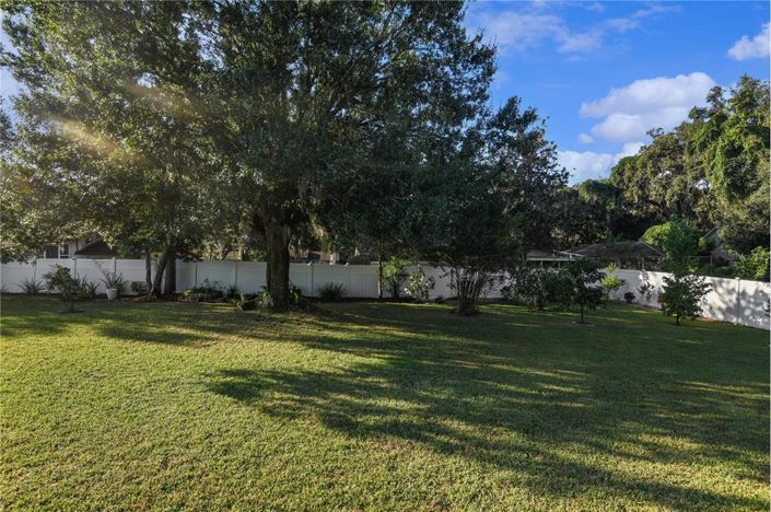 Image No.26-3 Bed Property for sale