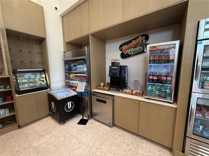 Image No.33-2 Bed Property for sale