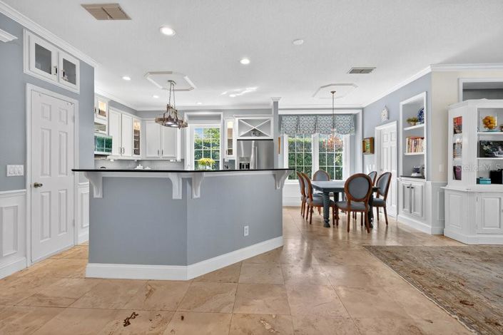 Image No.13-4 Bed Property for sale