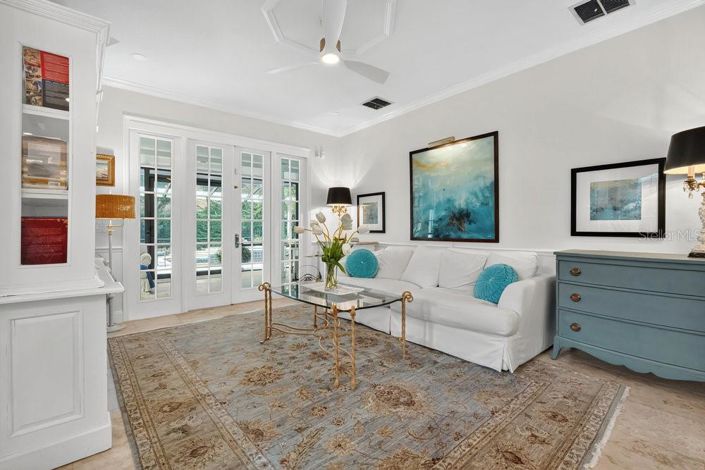 Image No.19-4 Bed Property for sale