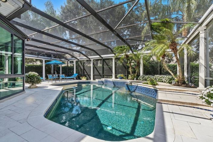 Image No.44-4 Bed Property for sale